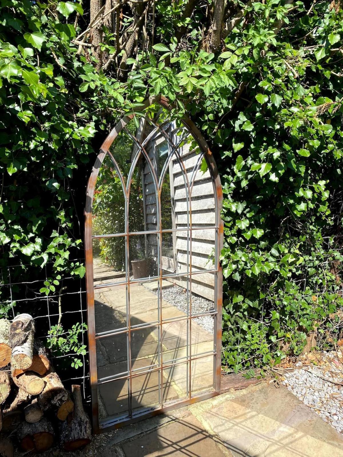 The Tool Shed Nestled In Idyllic Countryside Vila Linchmere Exterior foto